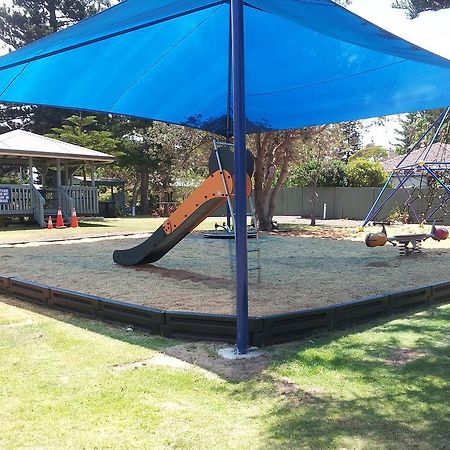 Nrma Sydney Lakeside Holiday Park Narrabeen Exterior foto