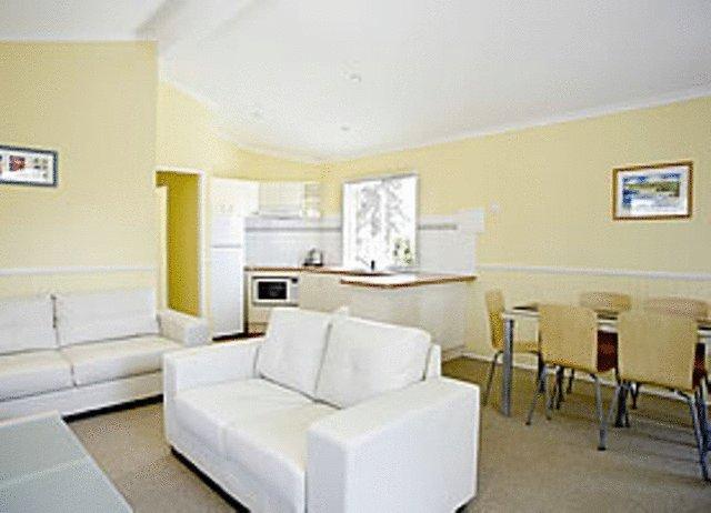Nrma Sydney Lakeside Holiday Park Narrabeen Exterior foto